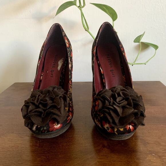 Madden Girl Salza Floral Fabric Platform Brown Suede-like Rosette Pumps Size 5.5 - Picture 12 of 13